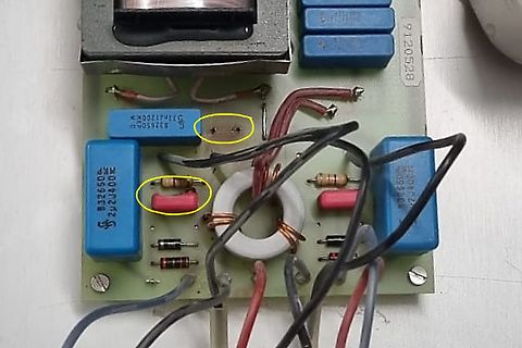 Leiterplatte eines Schaltnetzteils mit Ringkerntransformator
