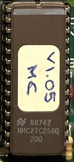 Nahaufnahme eines NMC27C256Q EPROM Chips