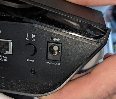 Anschlüsse eines elektronischen Geräts