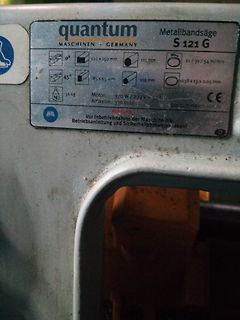 Typenschild einer Metallbandsäge