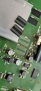 Nahaufnahme einer Leiterplatte mit SMD-Bauteilen