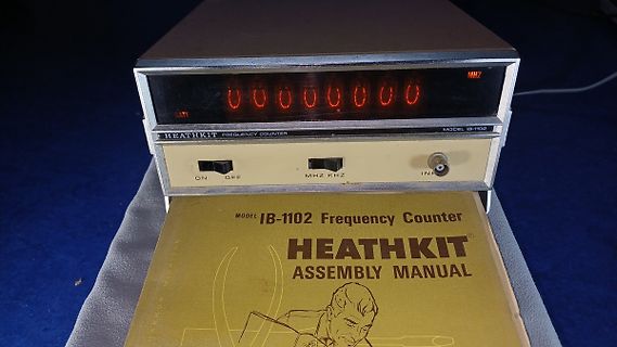 Heathkit IB-1102 Frequenzzähler mit Handbuch