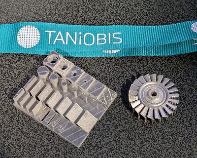 3D-gedruckte Metallbauteile und Lanyard