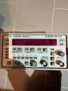 Hameg HM 8021-3 Frequenzzähler