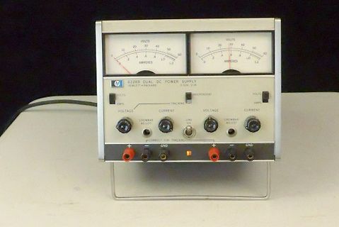 HP 6228B Dual DC Power Supply