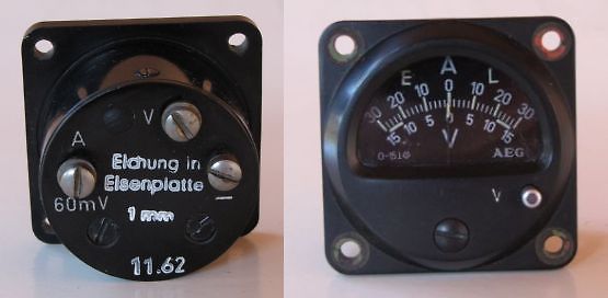 Zwei analoge Messinstrumente, Voltmeter und Amperemeter