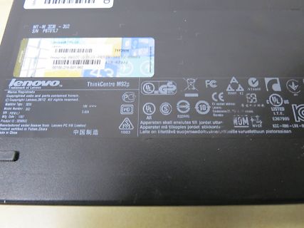 Typenschild eines Lenovo ThinkCentre M92p