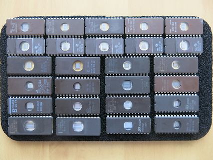Sammlung verschiedener integrierter Schaltkreise