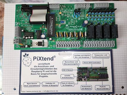 Pixtend v1.2 Controller Leiterplatte und Informationsblatt