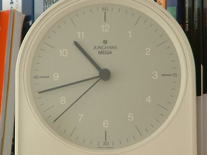 Wanduhr von Junghans