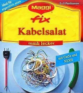 Meme mit Maggi-Packung und Kabelsalat auf Teller