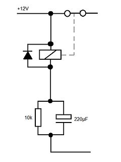 Schaltplan mit Diode, Relais und RC-Glied