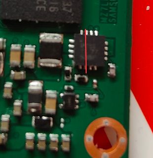 Nahaufnahme einer Leiterplatte mit SMD-Bauteilen