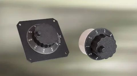Zwei Drehregler mit Skalierung