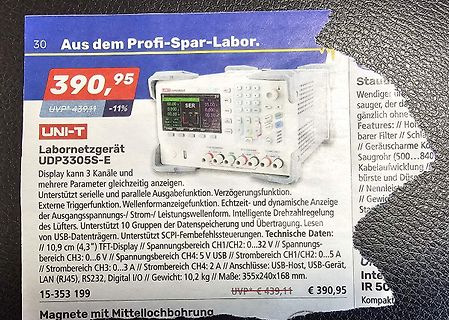 Produktverpackung eines UNI-T Labornetzgeräts