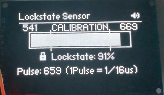 Display eines Lockstate Sensors mit Kalibrierungsanzeige