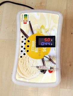 Messaufbau mit Display und Widerstand