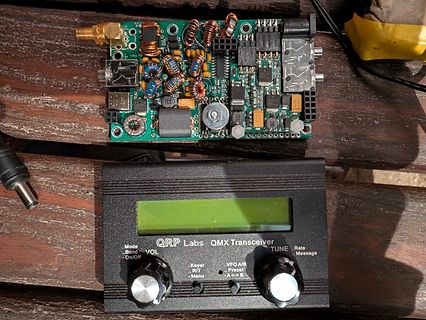 QRP Labs QMX Transceiver und Platine