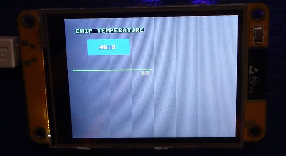 Abfotografiertes Display mit Chip-Temperaturanzeige