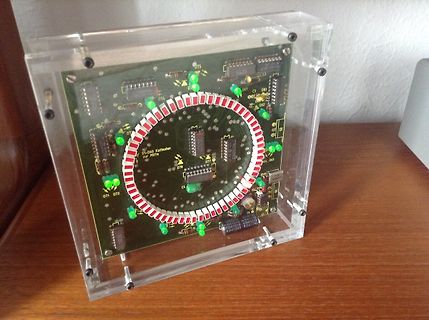 Leiterplatte in Acrylgehäuse mit LED-Ring