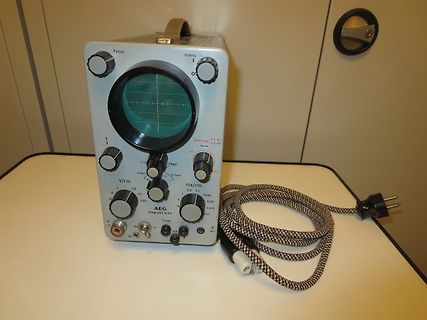 Altes AEG Elektrograph Messgerät