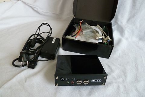 Artigo Mikrocontroller-Box mit Zubehör und Netzteil