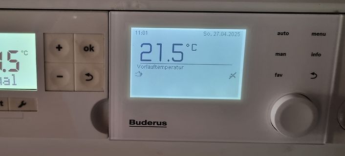 Display einer Buderus Heizungssteuerung