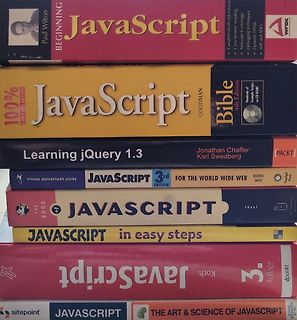 Stapel von JavaScript Fachbüchern