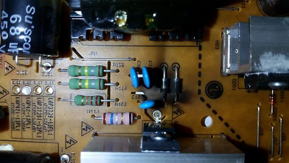 Nahaufnahme einer Leiterplatte mit elektronischen Bauteilen