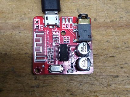 Lade-Modul für Lithium-Batterien mit Micro-USB und DC-Buchse