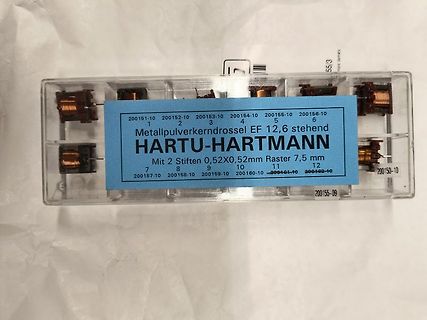 Schachtel mit Metallpulverkerndrosseln von HARTU-HARTMANN