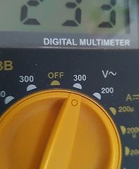 Nahaufnahme eines Digital Multimeters