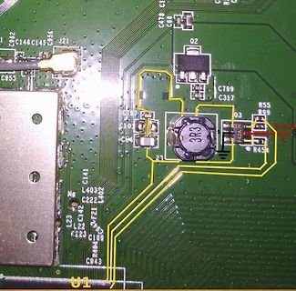 Nahaufnahme einer Leiterplatte mit elektronischen Bauteilen