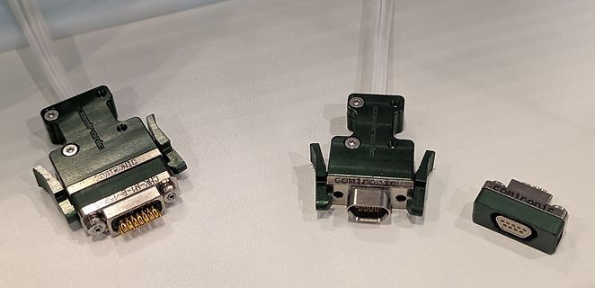 Comtronic Stecker und Buchsen