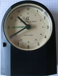 Analoge Wanduhr