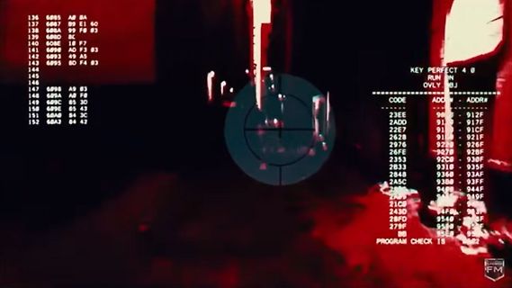 Abfotografierter Bildschirm mit Datenliste und Fadenkreuz