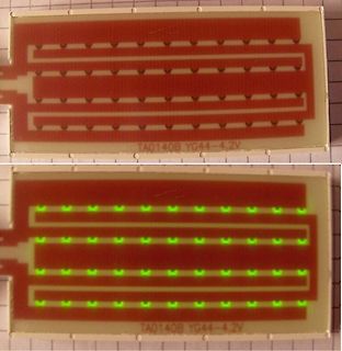 Leiterplatte mit leuchtenden LEDs