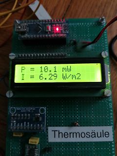 Aufbau mit LCD-Display und ADS1115 ADC auf Lochrasterplatine