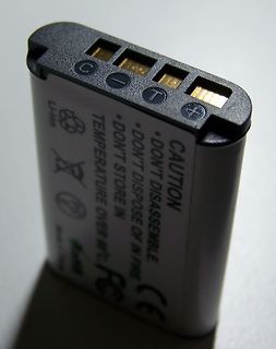 Lithium-Ionen-Akku mit Warnhinweisen