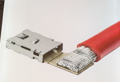 USB-Stecker mit abisierter Isolierung