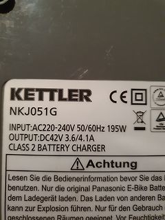 Typenschild eines Kettler Ladegeräts