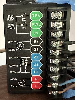Anschlussbelegung eines Motortreibers oder Frequenzumrichters