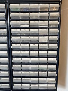 Sortierbox für Elektronikbauteile