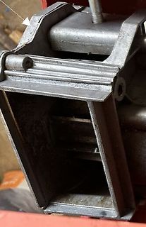 Nahaufnahme einer Metallbox oder eines Gehäuseteils