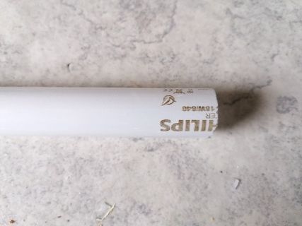 Aufschrift einer Philips Leuchtstoffröhre