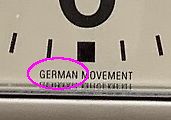 Nahaufnahme eines Displays mit Text