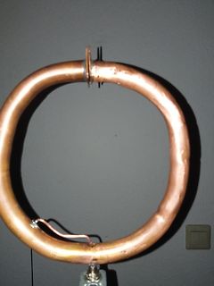 Kupferring mit Anschlüssen