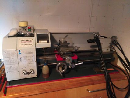 Optimum Präzisionsschleifmaschine in Werkstatt