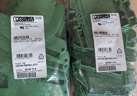 Phoenix Contact Bauteile in Verpackung