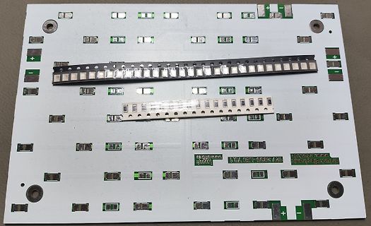 Leiterplatte mit LED-Matrix und Anschlussleisten